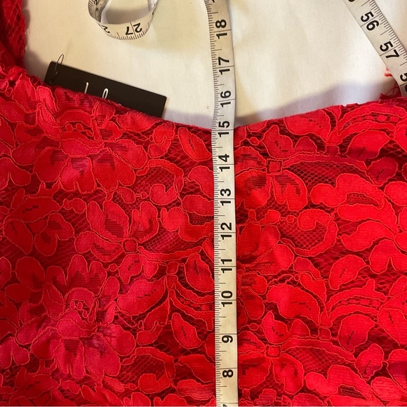 Lulus Red Lace Sheath Dress Short Sleeve Scalloped Hem Size M NWT - Picture 9 of 13
